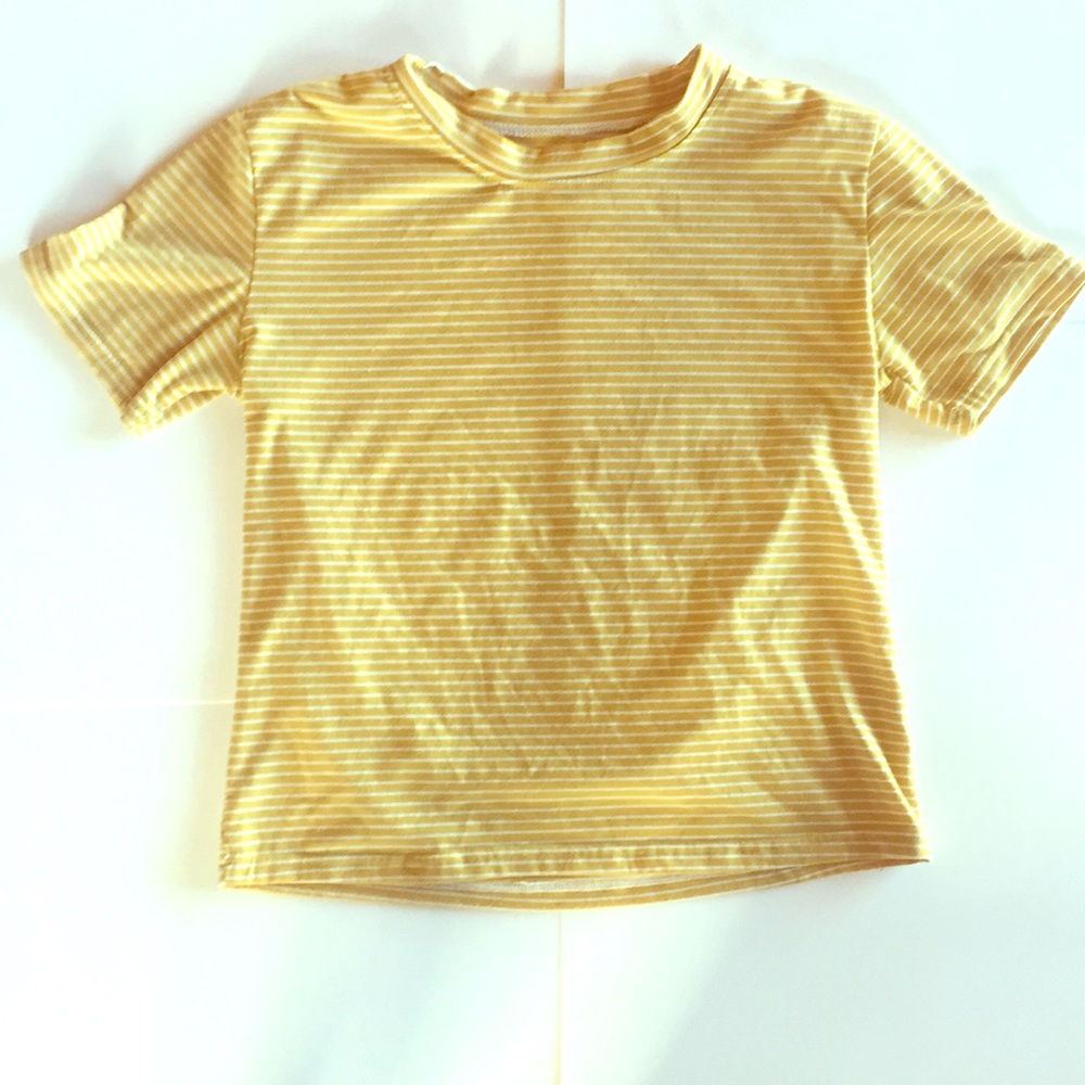 CUTE YELLOW-STRIPED T-SHIRT **SOFT**